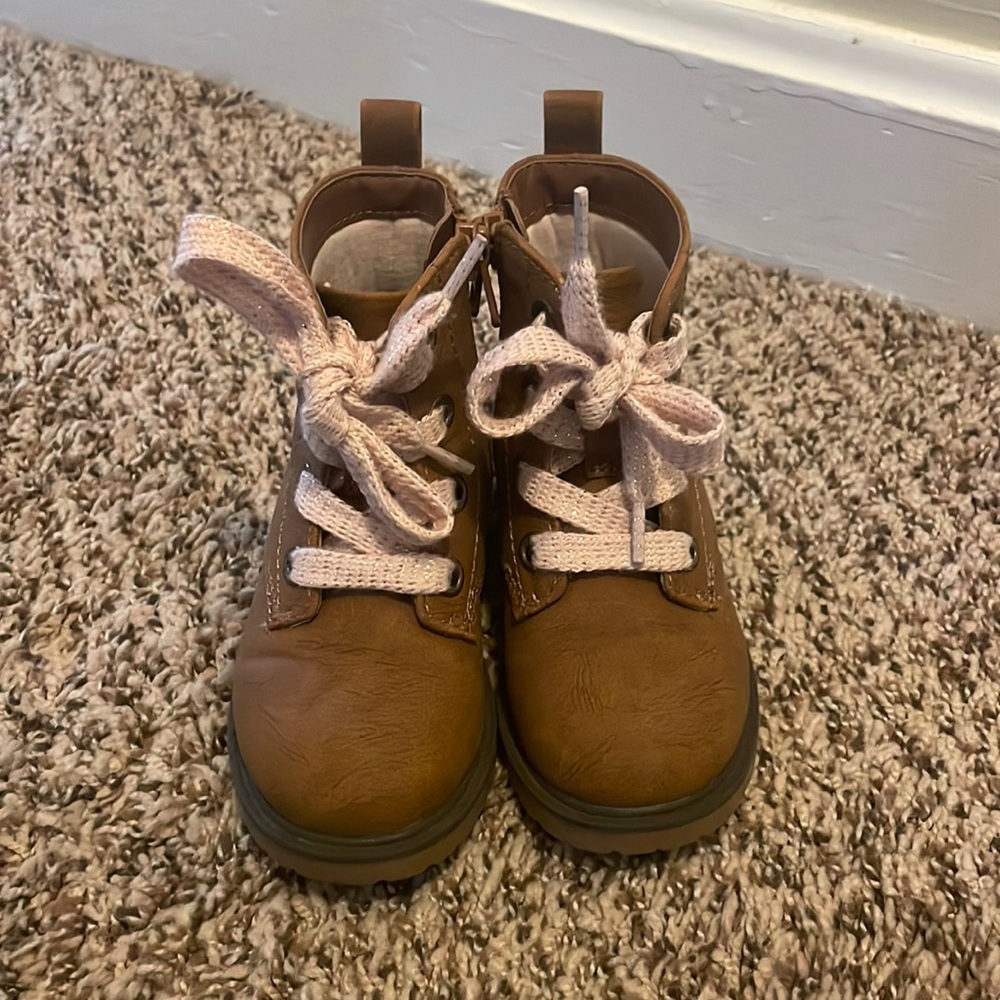 Cat and Jack Boots